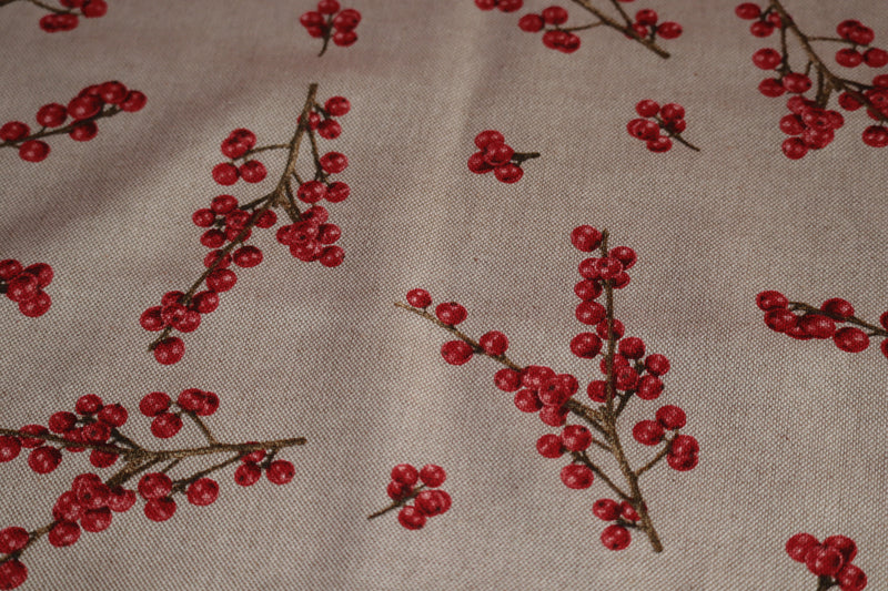Marbella Tafelkleed - Rode Besjes - 80% Katoen - 20% Polyester - 180 cm x 140 cm