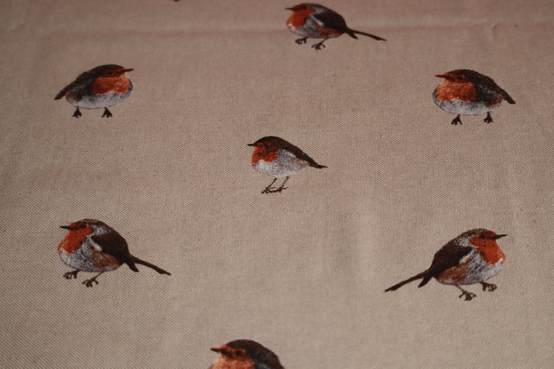 Marbella Tafelkleed - Roodborstjes - 80% Katoen - 20% Polyester - 180 cm x 140 cm