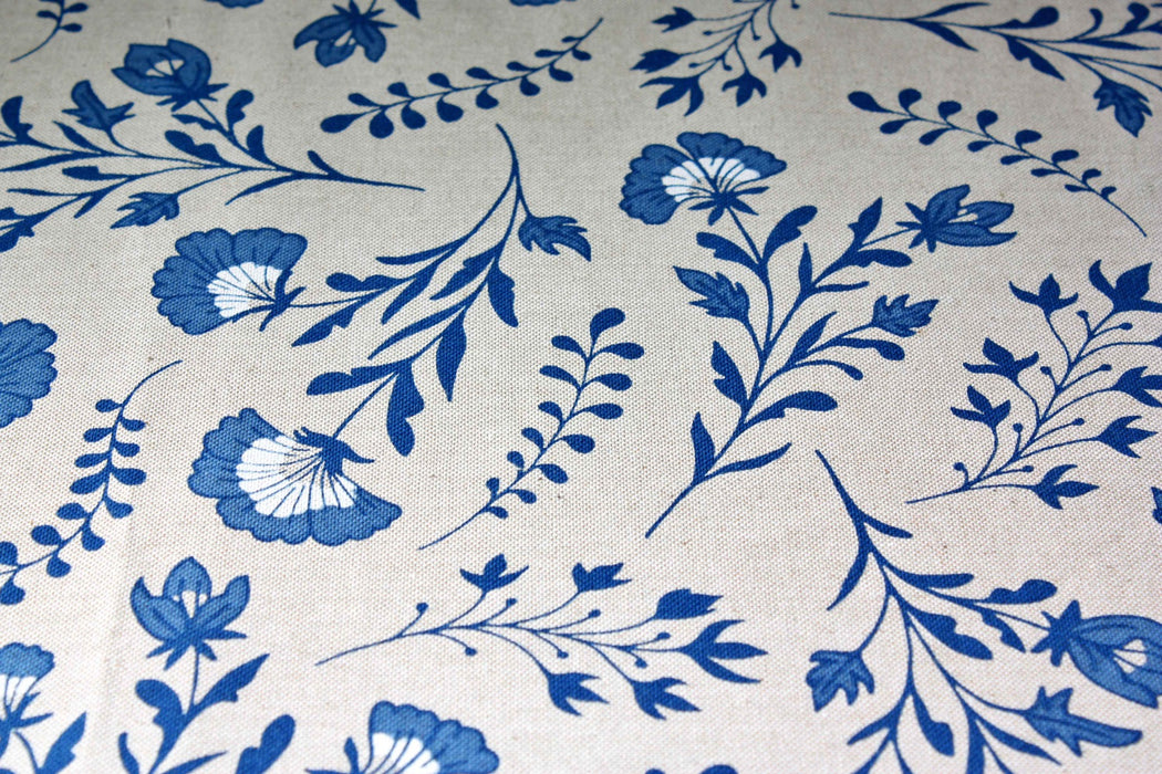 Marbella Tafelkleed - Blauwe Bloemen - 80% Katoen - 20% Polyester - 250 cm x 140 cm