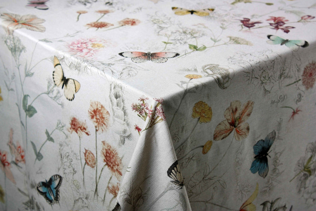 Marbella Tafelkleed - Vlinders - 80% Katoen - 20% Polyester - 180 cm x 140 cm