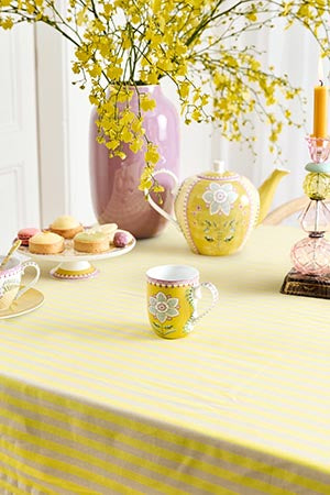 Pip Studio Lily & Lotus Yellow Beker - Porselein - 365 ml