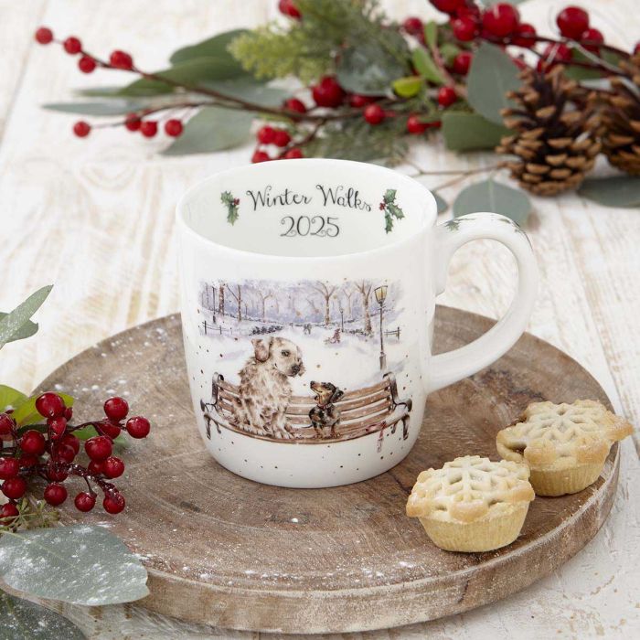 Wrendale Designs Winter Walks Beker - Limited Edition 2025 - Fine Bone China - 400 ml