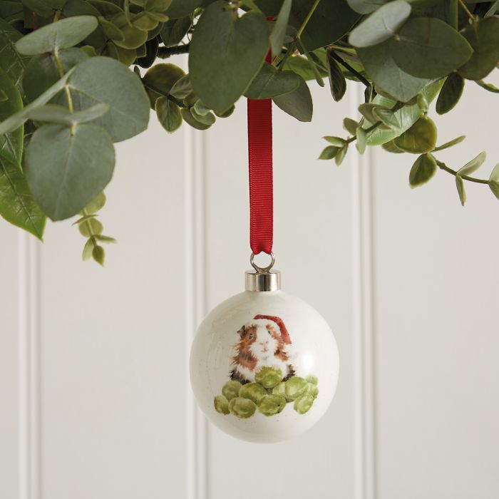 Wrendale Designs Sprouts Kerstbal - Cavia - Porselein - Ø 7 cm